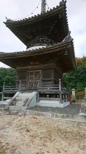 横尾山静円寺の塔