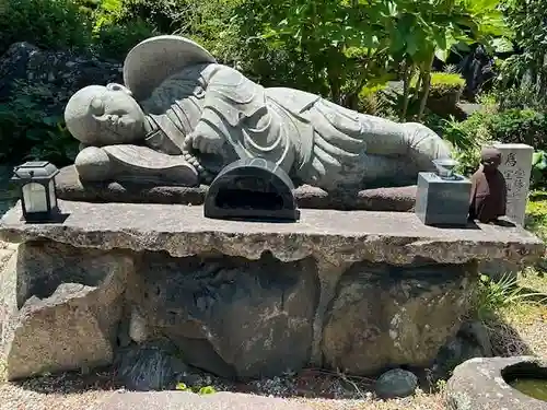 寳珠院（常楽寺）の像