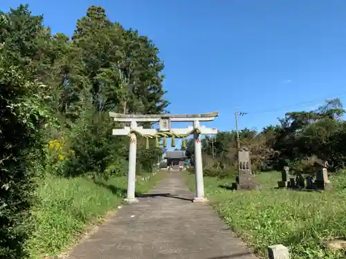 八幡神社の鳥居