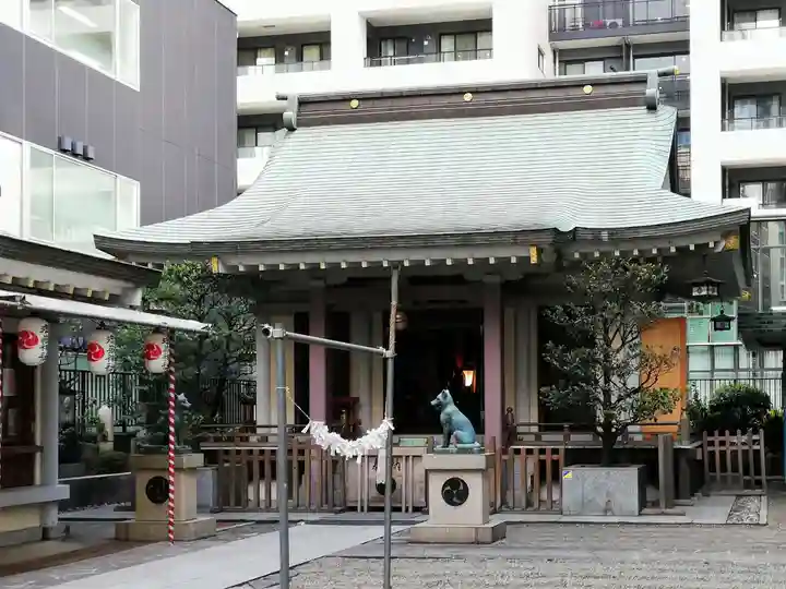 宮益御嶽神社の本殿・本堂