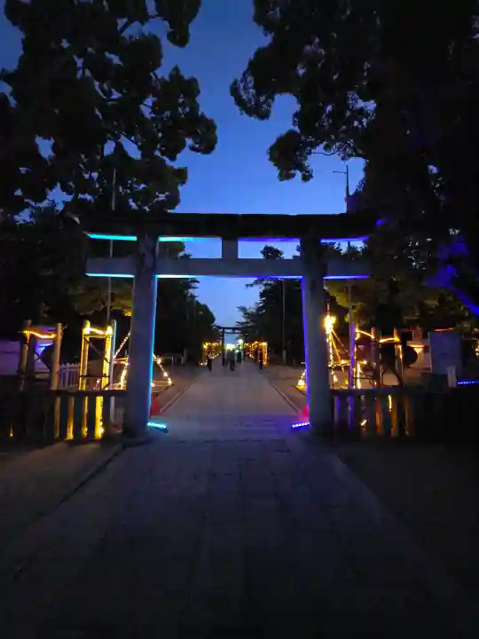 武田神社の{uncategorized: "未分類", other: "その他", undefined: "問題あり", building: "その他建物", grave: "お墓", sacred_gate: "鳥居", guardian: "狛犬", statue: "像", buddha: "仏像", history: "歴史", nature: "自然", garden: "庭園", animal: "動物", pagoda: "塔", temizu: "手水舎", mountain_gate: "山門・神門", sanctuary: "本殿・本堂", subordinate: "末社・摂社", art: "芸術", scenery: "景色", jizo: "地蔵", ema: "絵馬", goshuin: "御朱印", omikuji: "おみくじ", items: "授与品その他", amulet: "お守り", goshuincho: "御朱印帳", eats: "食事", festival: "お祭り", votive_dance: "神楽", shichigosan: "七五三参", wedding: "結婚式", experience: "体験その他", initially: "初詣", around: "周辺", anti_infection: "感染症対策"}