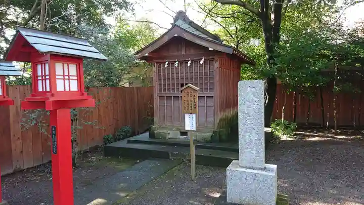 鷲宮神社の末社・摂社