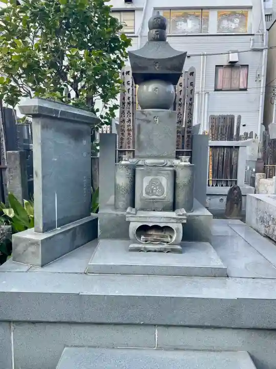 金蔵寺の{uncategorized: "未分類", other: "その他", undefined: "問題あり", building: "その他建物", grave: "お墓", sacred_gate: "鳥居", guardian: "狛犬", statue: "像", buddha: "仏像", history: "歴史", nature: "自然", garden: "庭園", animal: "動物", pagoda: "塔", temizu: "手水舎", mountain_gate: "山門・神門", sanctuary: "本殿・本堂", subordinate: "末社・摂社", art: "芸術", scenery: "景色", jizo: "地蔵", ema: "絵馬", goshuin: "御朱印", omikuji: "おみくじ", items: "授与品その他", amulet: "お守り", goshuincho: "御朱印帳", eats: "食事", festival: "お祭り", votive_dance: "神楽", shichigosan: "七五三参", wedding: "結婚式", experience: "体験その他", initially: "初詣", around: "周辺", anti_infection: "感染症対策"}