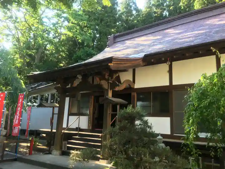 長根寺の本殿・本堂