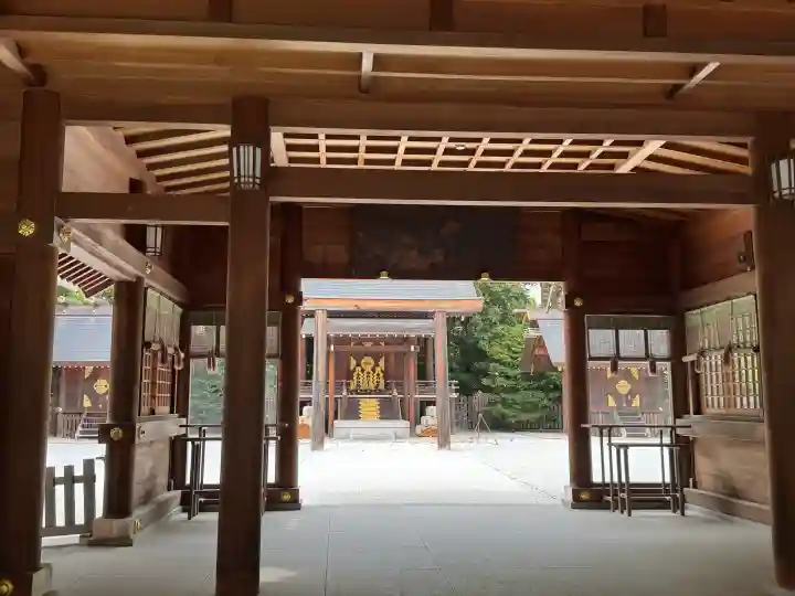 阿佐ヶ谷神明宮の{uncategorized: "未分類", other: "その他", undefined: "問題あり", building: "その他建物", grave: "お墓", sacred_gate: "鳥居", guardian: "狛犬", statue: "像", buddha: "仏像", history: "歴史", nature: "自然", garden: "庭園", animal: "動物", pagoda: "塔", temizu: "手水舎", mountain_gate: "山門・神門", sanctuary: "本殿・本堂", subordinate: "末社・摂社", art: "芸術", scenery: "景色", jizo: "地蔵", ema: "絵馬", goshuin: "御朱印", omikuji: "おみくじ", items: "授与品その他", amulet: "お守り", goshuincho: "御朱印帳", eats: "食事", festival: "お祭り", votive_dance: "神楽", shichigosan: "七五三参", wedding: "結婚式", experience: "体験その他", initially: "初詣", around: "周辺", anti_infection: "感染症対策"}