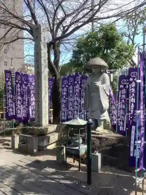 東界寺の像