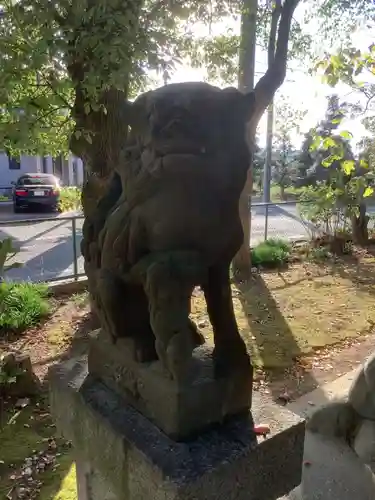 春日社（野崎）の狛犬