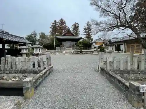 八幡神社の{uncategorized: "未分類", other: "その他", undefined: "問題あり", building: "その他建物", grave: "お墓", sacred_gate: "鳥居", guardian: "狛犬", statue: "像", buddha: "仏像", history: "歴史", nature: "自然", garden: "庭園", animal: "動物", pagoda: "塔", temizu: "手水舎", mountain_gate: "山門・神門", sanctuary: "本殿・本堂", subordinate: "末社・摂社", art: "芸術", scenery: "景色", jizo: "地蔵", ema: "絵馬", goshuin: "御朱印", omikuji: "おみくじ", items: "授与品その他", amulet: "お守り", goshuincho: "御朱印帳", eats: "食事", festival: "お祭り", votive_dance: "神楽", shichigosan: "七五三参", wedding: "結婚式", experience: "体験その他", initially: "初詣", around: "周辺", anti_infection: "感染症対策"}