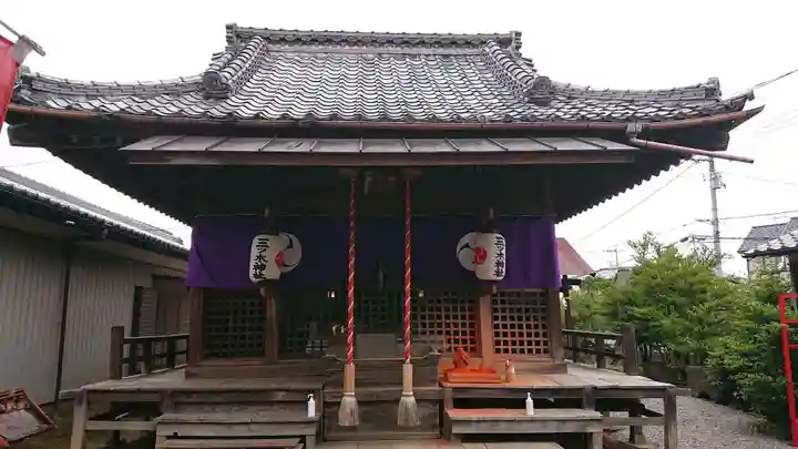 三ツ木神社の本殿・本堂