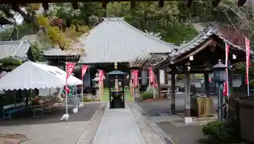 歓成院の本殿・本堂