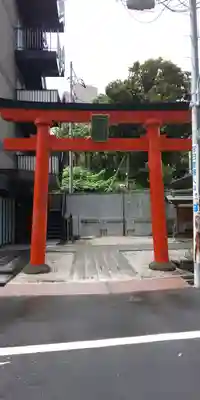 境稲荷神社の鳥居