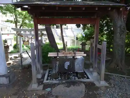 弦巻神社の手水舎