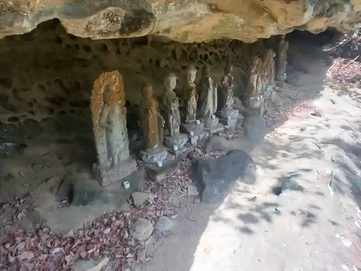 秩父札所三十二番 法性寺の仏像