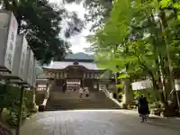 彌彦神社の山門・神門