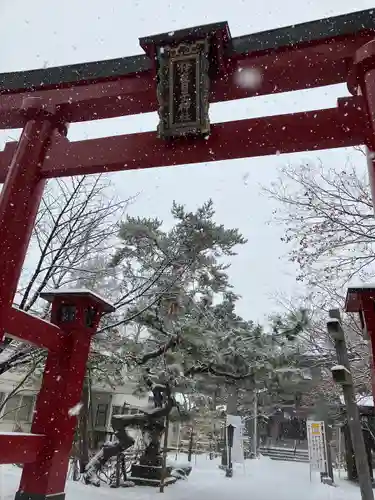 彌彦神社　(伊夜日子神社)の鳥居