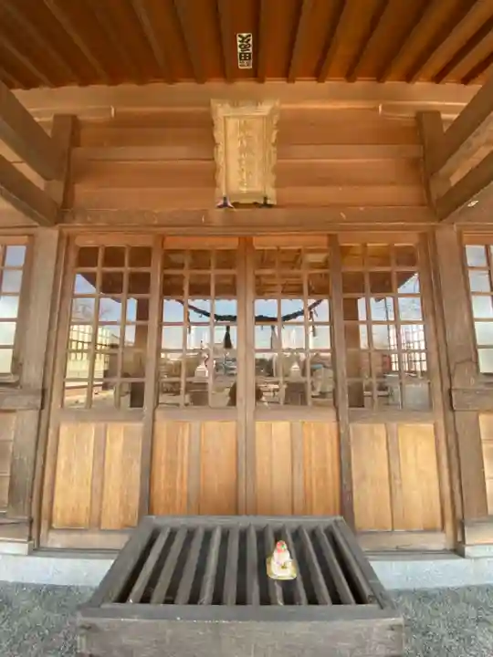 諏訪神社の本殿・本堂