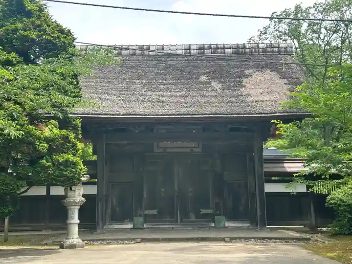 香取神宮の{uncategorized: "未分類", other: "その他", undefined: "問題あり", building: "その他建物", grave: "お墓", sacred_gate: "鳥居", guardian: "狛犬", statue: "像", buddha: "仏像", history: "歴史", nature: "自然", garden: "庭園", animal: "動物", pagoda: "塔", temizu: "手水舎", mountain_gate: "山門・神門", sanctuary: "本殿・本堂", subordinate: "末社・摂社", art: "芸術", scenery: "景色", jizo: "地蔵", ema: "絵馬", goshuin: "御朱印", omikuji: "おみくじ", items: "授与品その他", amulet: "お守り", goshuincho: "御朱印帳", eats: "食事", festival: "お祭り", votive_dance: "神楽", shichigosan: "七五三参", wedding: "結婚式", experience: "体験その他", initially: "初詣", around: "周辺", anti_infection: "感染症対策"}