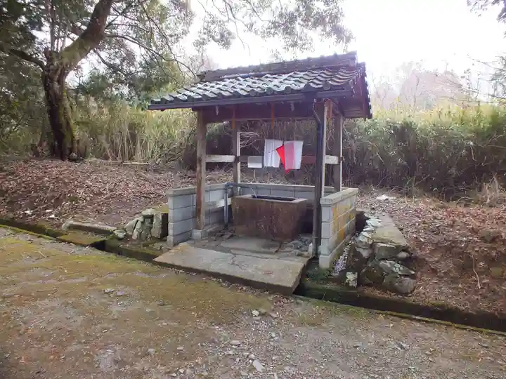 大笹原神社の手水舎
