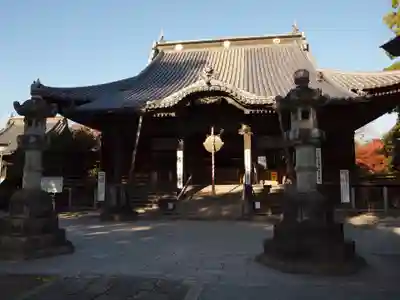 鑁阿寺の本殿・本堂