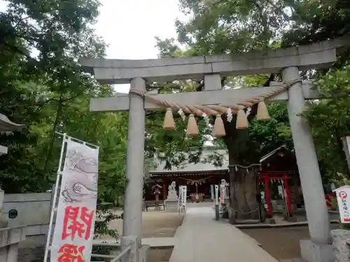 新田神社の鳥居