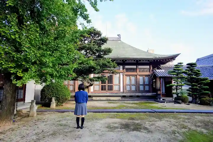 竜昌寺草庵の本殿・本堂