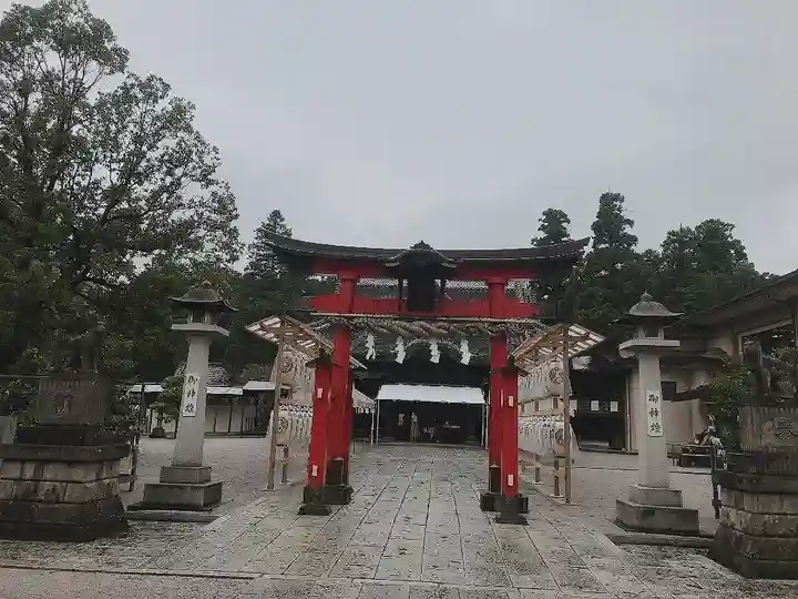 箭弓稲荷神社の山門・神門