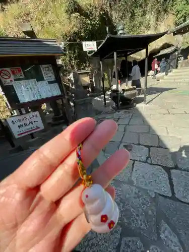 銭洗弁財天宇賀福神社(神奈川県)