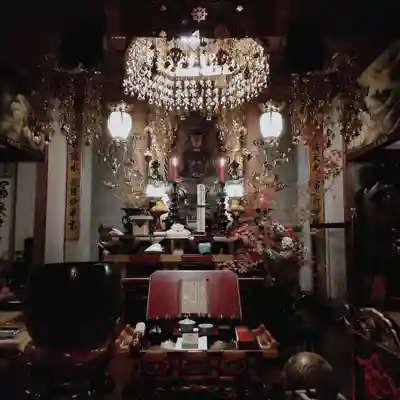 入逢山　西方寺の本殿・本堂