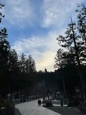 高野山金剛峯寺奥の院(和歌山県)
