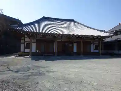 泉蔵寺の本殿・本堂