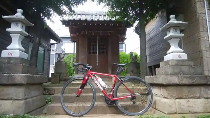 明徳稲荷神社の本殿・本堂