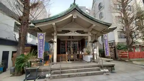銀杏岡八幡神社の本殿・本堂