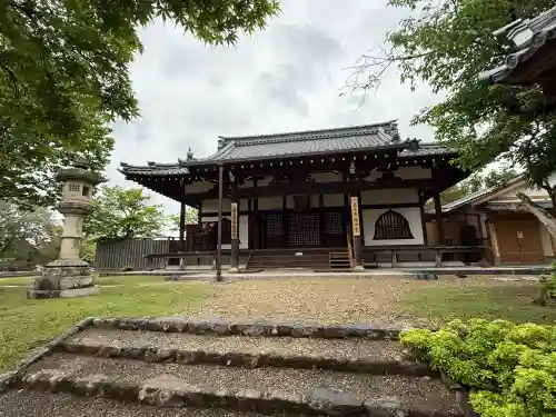 東大寺 指図堂の{uncategorized: "未分類", other: "その他", undefined: "問題あり", building: "その他建物", grave: "お墓", sacred_gate: "鳥居", guardian: "狛犬", statue: "像", buddha: "仏像", history: "歴史", nature: "自然", garden: "庭園", animal: "動物", pagoda: "塔", temizu: "手水舎", mountain_gate: "山門・神門", sanctuary: "本殿・本堂", subordinate: "末社・摂社", art: "芸術", scenery: "景色", jizo: "地蔵", ema: "絵馬", goshuin: "御朱印", omikuji: "おみくじ", items: "授与品その他", amulet: "お守り", goshuincho: "御朱印帳", eats: "食事", festival: "お祭り", votive_dance: "神楽", shichigosan: "七五三参", wedding: "結婚式", experience: "体験その他", initially: "初詣", around: "周辺", anti_infection: "感染症対策"}
