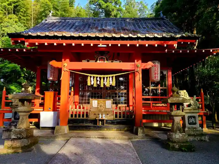 岩崎稲荷神社の本殿・本堂