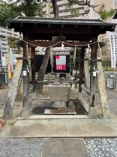 庄春日神社の手水