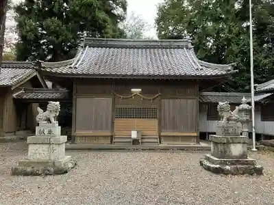 南宮御旅神社の本殿