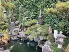 常性寺の庭園