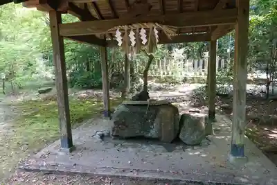 桜井市護国神社の手水舎