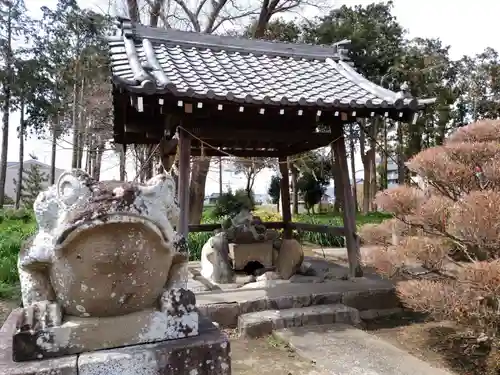 日吉神社の狛犬