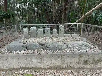 清水神社の{uncategorized: "未分類", other: "その他", undefined: "問題あり", building: "その他建物", grave: "お墓", sacred_gate: "鳥居", guardian: "狛犬", statue: "像", buddha: "仏像", history: "歴史", nature: "自然", garden: "庭園", animal: "動物", pagoda: "塔", temizu: "手水舎", mountain_gate: "山門・神門", sanctuary: "本殿・本堂", subordinate: "末社・摂社", art: "芸術", scenery: "景色", jizo: "地蔵", ema: "絵馬", goshuin: "御朱印", omikuji: "おみくじ", items: "授与品その他", amulet: "お守り", goshuincho: "御朱印帳", eats: "食事", festival: "お祭り", votive_dance: "神楽", shichigosan: "七五三参", wedding: "結婚式", experience: "体験その他", initially: "初詣", around: "周辺", anti_infection: "感染症対策"}