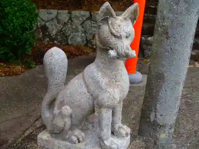 稲荷神社の狛犬