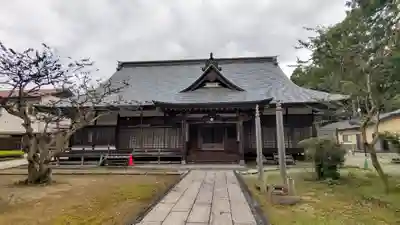 雲照寺の本殿・本堂