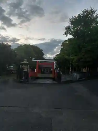 熊野神社の{uncategorized: "未分類", other: "その他", undefined: "問題あり", building: "その他建物", grave: "お墓", sacred_gate: "鳥居", guardian: "狛犬", statue: "像", buddha: "仏像", history: "歴史", nature: "自然", garden: "庭園", animal: "動物", pagoda: "塔", temizu: "手水舎", mountain_gate: "山門・神門", sanctuary: "本殿・本堂", subordinate: "末社・摂社", art: "芸術", scenery: "景色", jizo: "地蔵", ema: "絵馬", goshuin: "御朱印", omikuji: "おみくじ", items: "授与品その他", amulet: "お守り", goshuincho: "御朱印帳", eats: "食事", festival: "お祭り", votive_dance: "神楽", shichigosan: "七五三参", wedding: "結婚式", experience: "体験その他", initially: "初詣", around: "周辺", anti_infection: "感染症対策"}