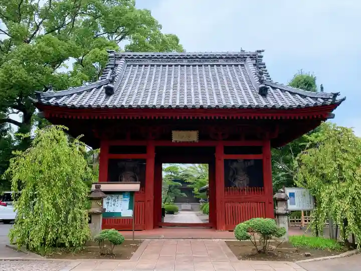 本興寺の山門・神門