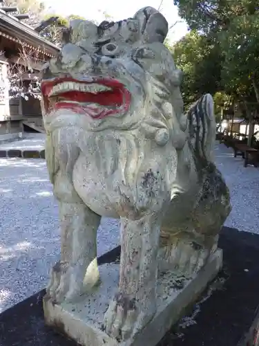 伊勢神社の狛犬