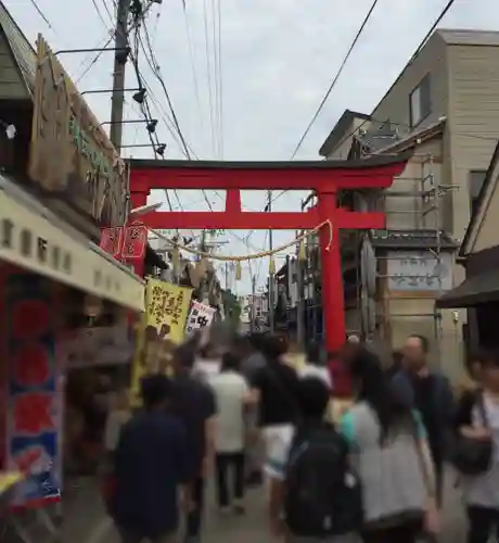 千代保稲荷神社の鳥居