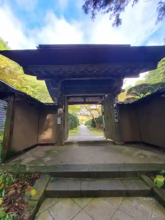 安楽寺の山門・神門