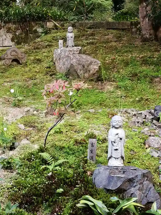 二尊院の地蔵