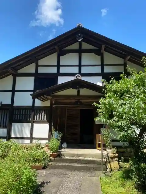 妙照寺の本殿・本堂