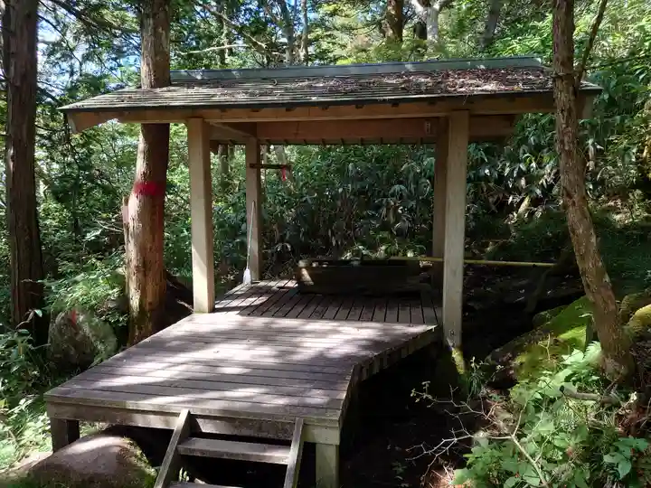 天の岩戸(飛騨一宮水無神社奥宮)のその他建物